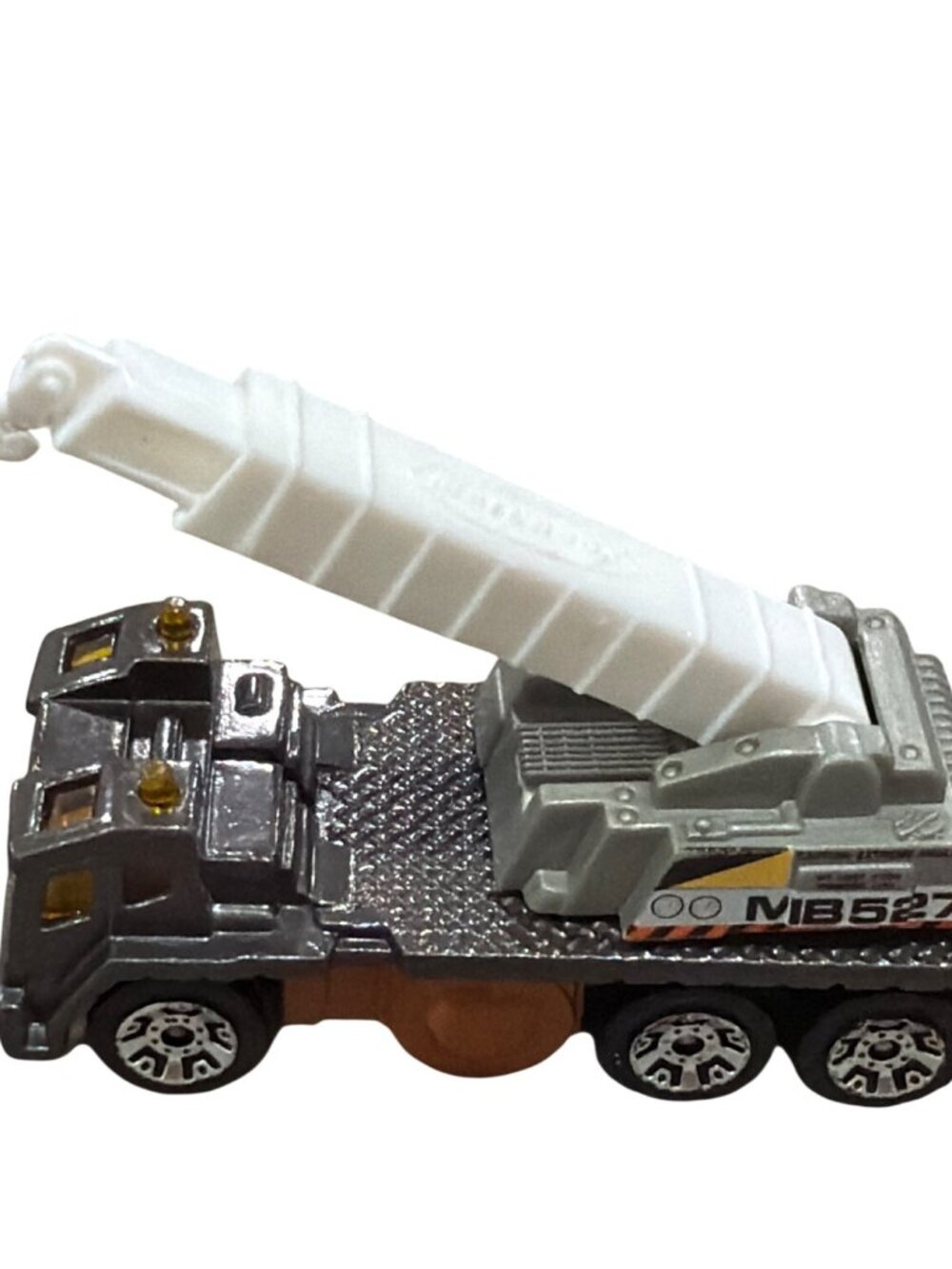 Matchbox Rescue Crane MB527 Diecast Toy Truck With Rotating Boom & Detailed Desi